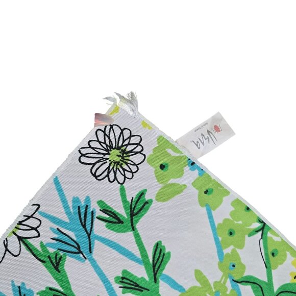 Vera Bradley Vintage 82" X 60" Floral Pattern Tablecloth cotton blend rectangle - Picture 5 of 8